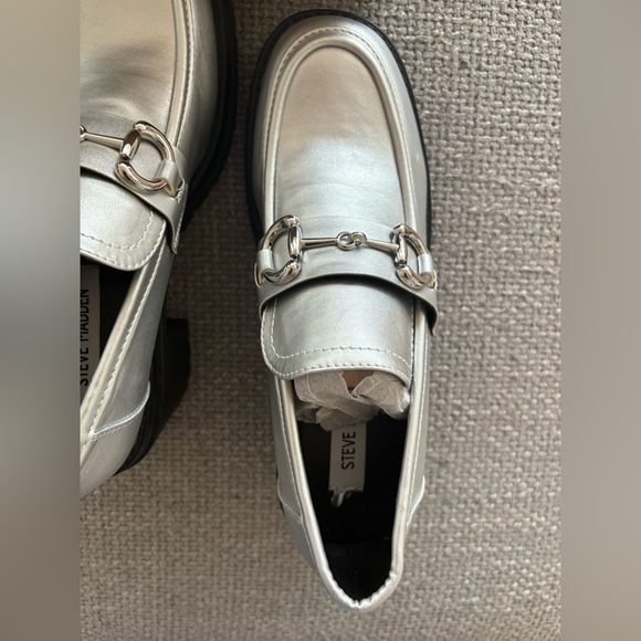 Steve Madden Bessa Silver Platform Loafers Size 39 Vegan Leather Chunky Heel - Picture 10 of 15